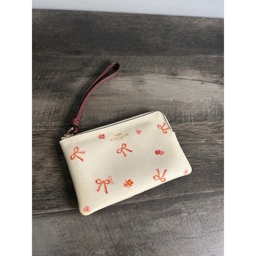 Coach Corner Zip Wristlet White Pebble Leather Pink Bow Floral Print Pouch